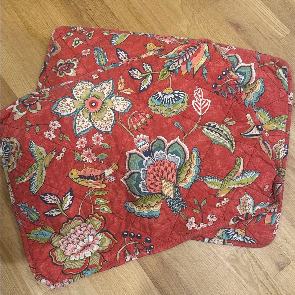 Set off 2 World Markets | NATASHASHAM
20inx26in